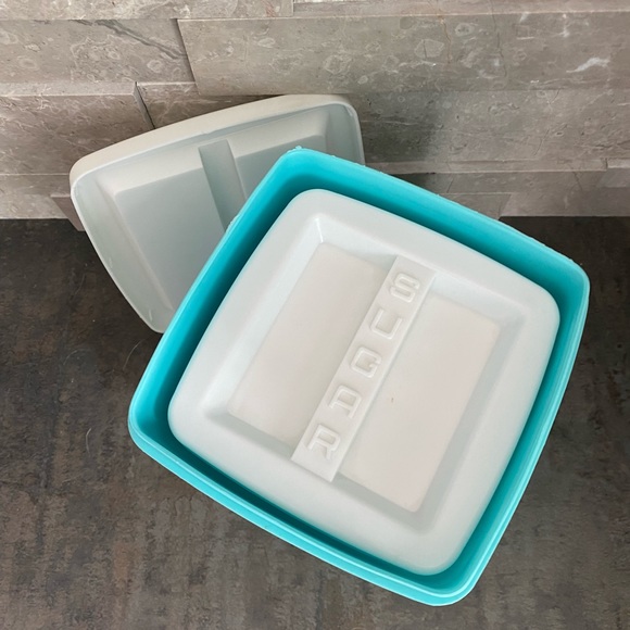 Vintage Turquoise kitchen canister set - Picture 4 of 10
